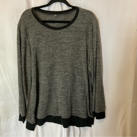 Women’s Plus Size Gray Heather Black Ringer Long Sleeve Sweater Size XXL - Picture 1 of 11